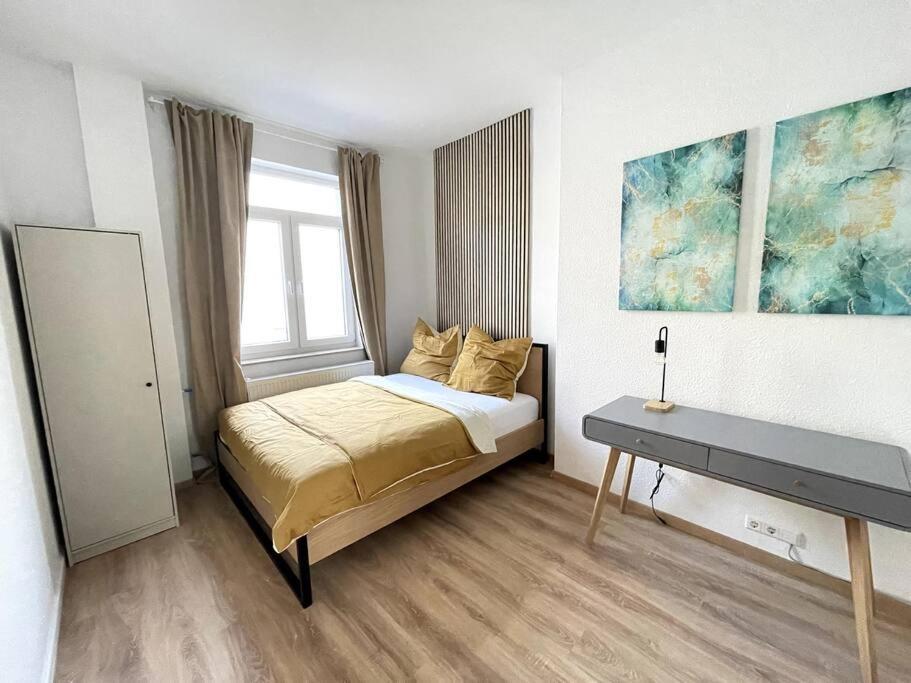 150Qm - 5 Rooms - Free Parking - Mallibase Apartments Hannover Bagian luar foto