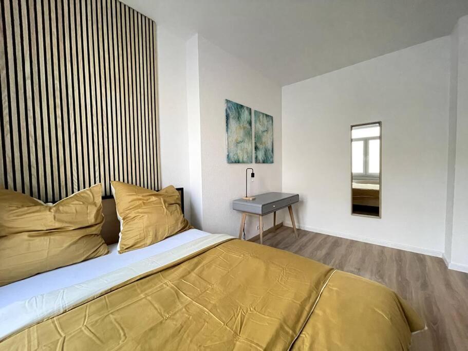 150Qm - 5 Rooms - Free Parking - Mallibase Apartments Hannover Bagian luar foto