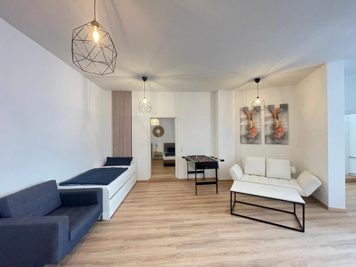 150Qm - 5 Rooms - Free Parking - Mallibase Apartments Hannover Bagian luar foto