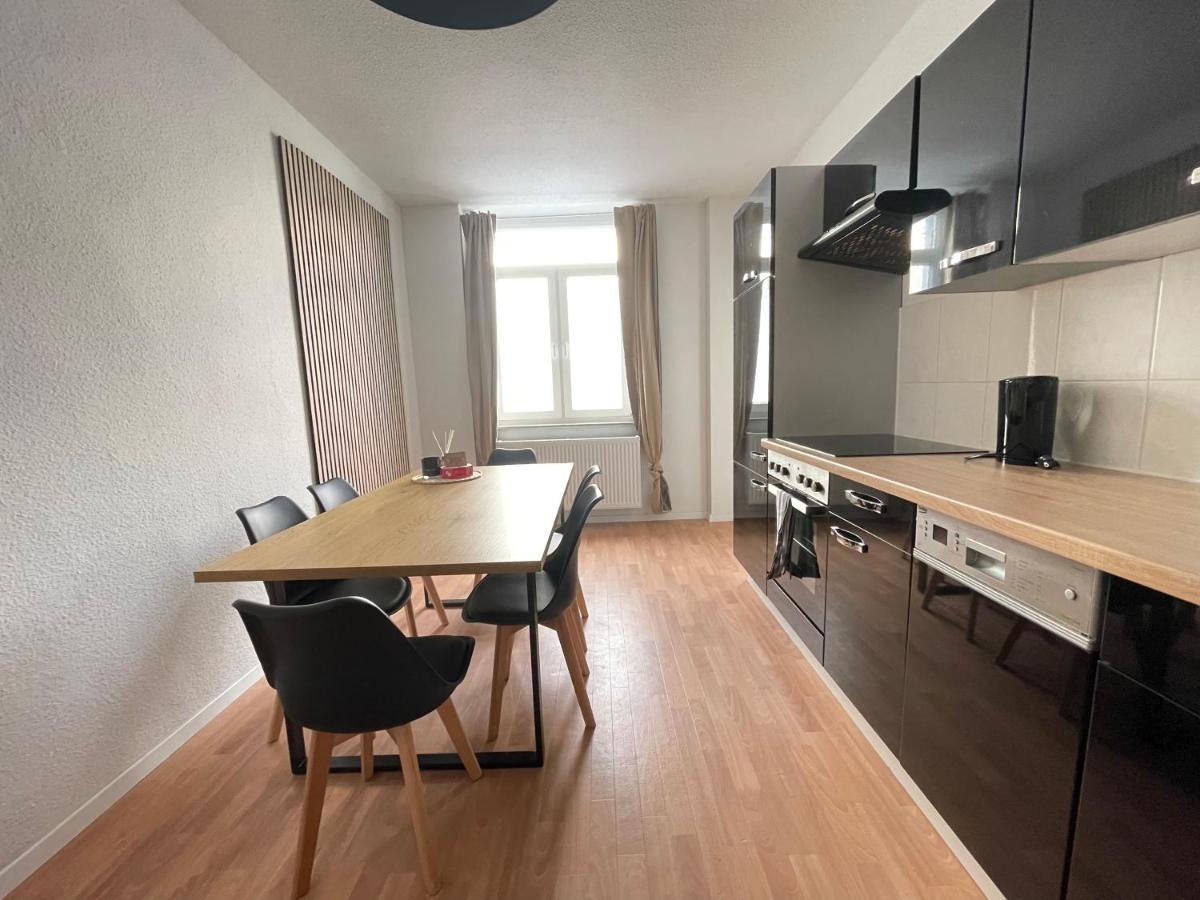 150Qm - 5 Rooms - Free Parking - Mallibase Apartments Hannover Bagian luar foto