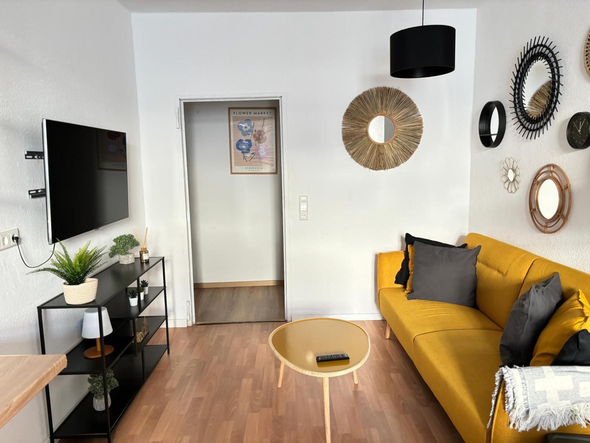 150Qm - 5 Rooms - Free Parking - Mallibase Apartments Hannover Bagian luar foto