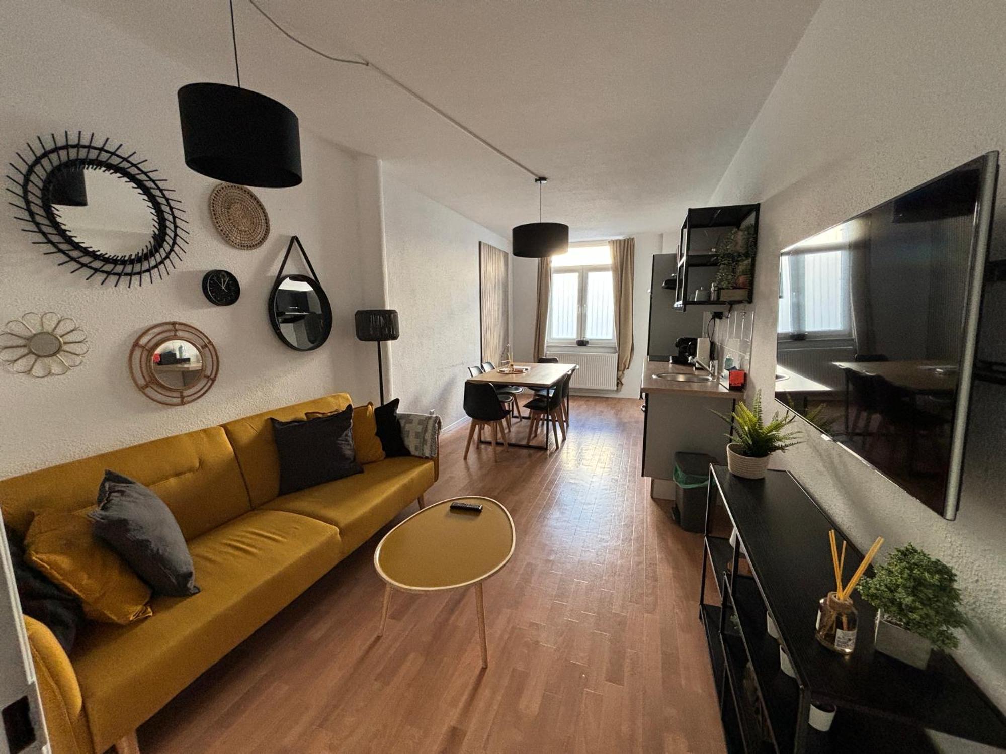 150Qm - 5 Rooms - Free Parking - Mallibase Apartments Hannover Bagian luar foto